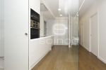 cocina blanca con tabique de cristal cocinas soinco