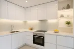 cocina minimalista blanca